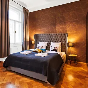 Appartement Royal Route Lesser Town, Prague